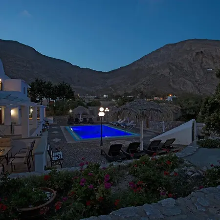 Birds With Heated Pool - Including Car And Breakfast Perissa (Santorini)