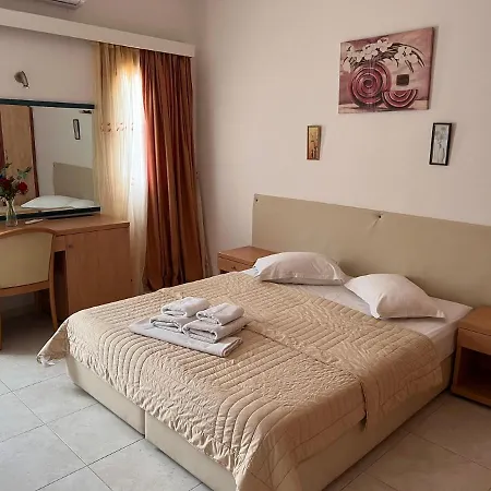 Birds - Including Car Aparthotel 3*
