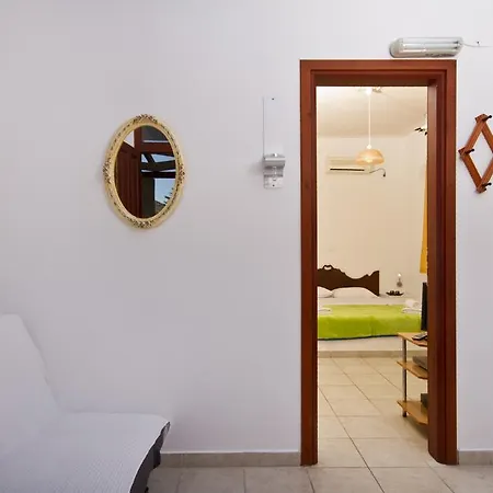 Birds - Including Car Aparthotel 3*