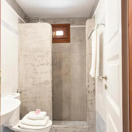 아파트호텔 Birds With Heated Pool - Including Car And Breakfast