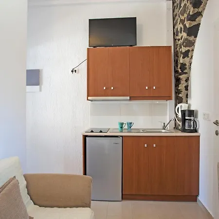 Birds With Heated Pool - Including Car And Breakfast 아파트호텔