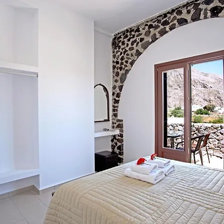 Birds With Heated Pool - Including Car And Breakfast 페리사