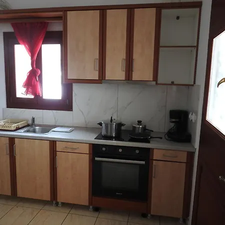 Birds With Heated Pool - Including Car And Breakfast