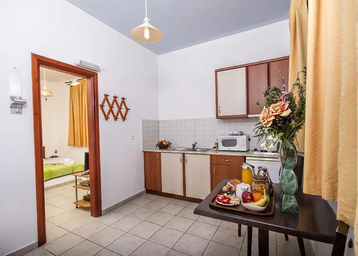 Birds With Heated Pool - Including Car And Breakfast 公寓式酒店 4*