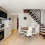 Birds With Heated Pool - Including Car And Breakfast 4* Perissa (Santorini)