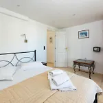 Lejlighedshotel Birds With Heated Pool - Including Car And Breakfast