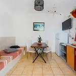 Birds With Heated Pool - Including Car And Breakfast Perissa (Santorini)