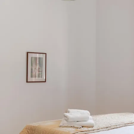 아파트호텔 Birds With Heated Pool - Including Car And Breakfast 4*