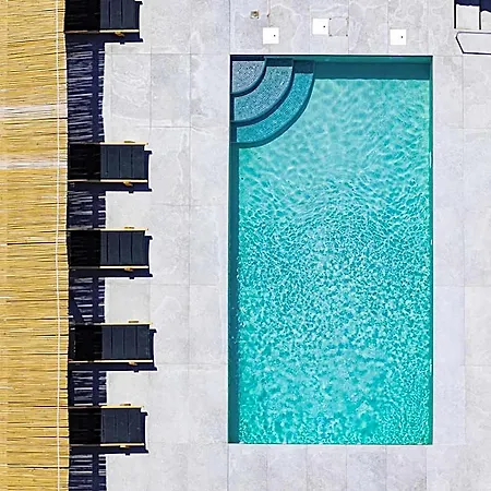 公寓式酒店 Birds With Heated Pool - Including Car And Breakfast 4*