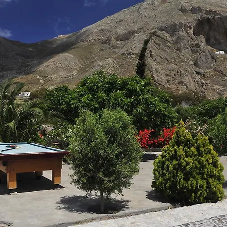 Birds With Heated Pool - Including Car And Breakfast