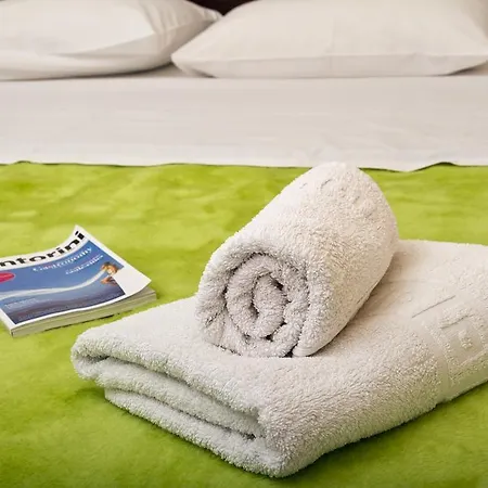 公寓式酒店 Birds With Heated Pool - Including Car And Breakfast 4*