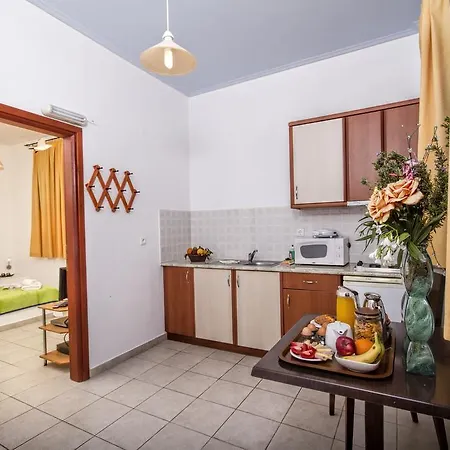 Birds With Heated Pool - Including Car And Breakfast 公寓式酒店 4*