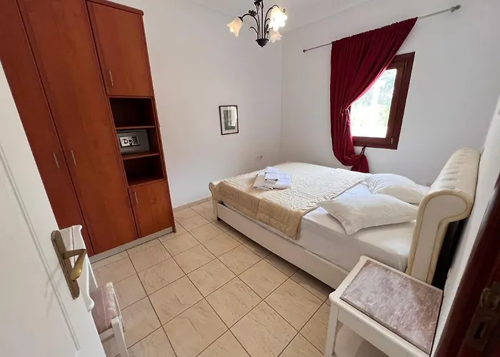 Birds With Heated Pool - Including Car And Breakfast Aparthotel 4*