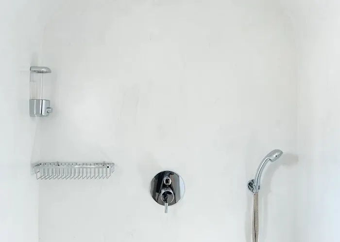 Birds With Heated Pool - Including Car And Breakfast 페리사