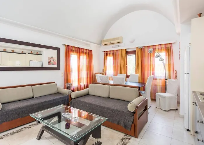 Lägenhetshotell Birds With Heated Pool - Including Car And Breakfast