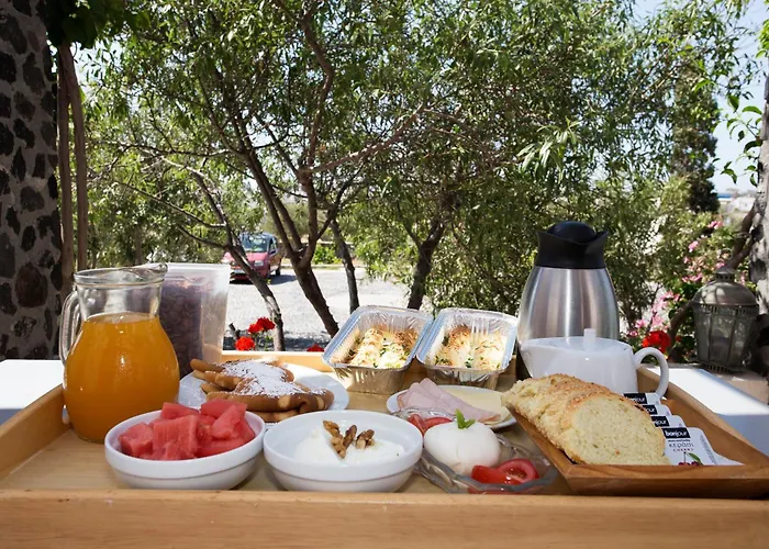 Birds With Heated Pool - Including Car And Breakfast 4* Perissa (Santorini)