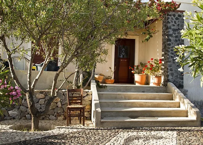 Birds With Heated Pool - Including Car And Breakfast Aparthotel 4*