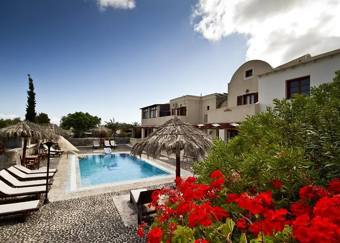 Birds With Heated Pool - Including Car And Breakfast Lägenhetshotell 4*